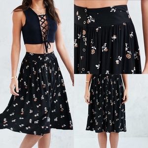 Urban Outfitters Ecote Kara Ditsy Skirt